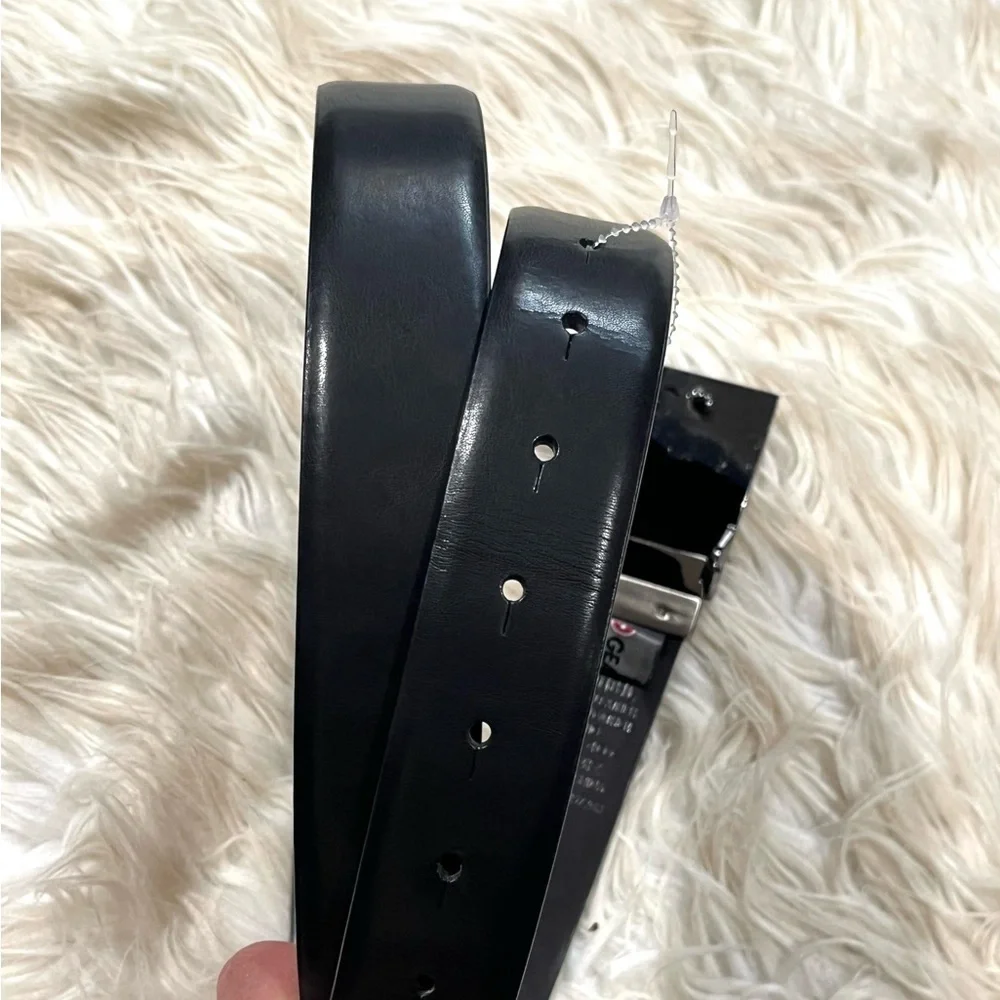 SWISSGEAR Men's Reversable Black Brown Leather Metal Buckle Belt